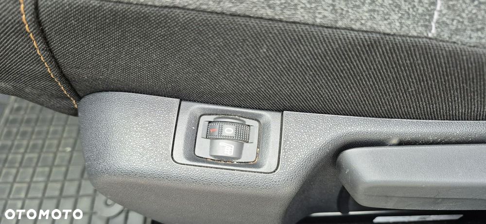 Citroën C3 Pure Tech 110 S&S EAT6 MAX - 13