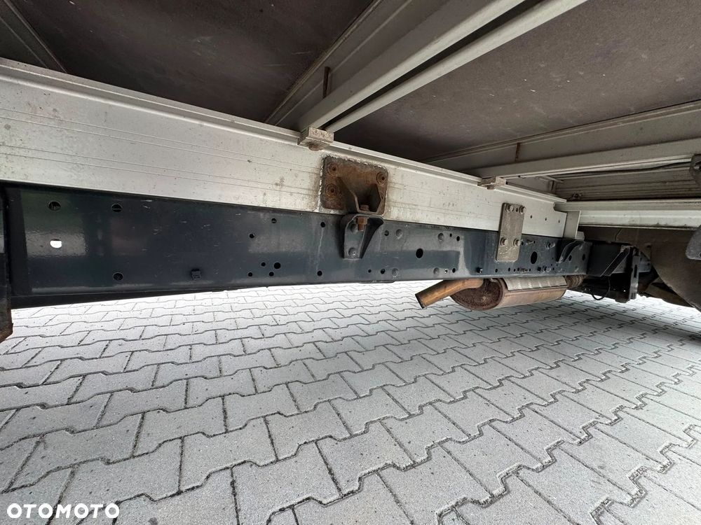 Iveco DAILY 35 LIFT Climatronic Elektryka Tempomat Kamera Winda Plandeka Kontener 3os. Serwis - 19
