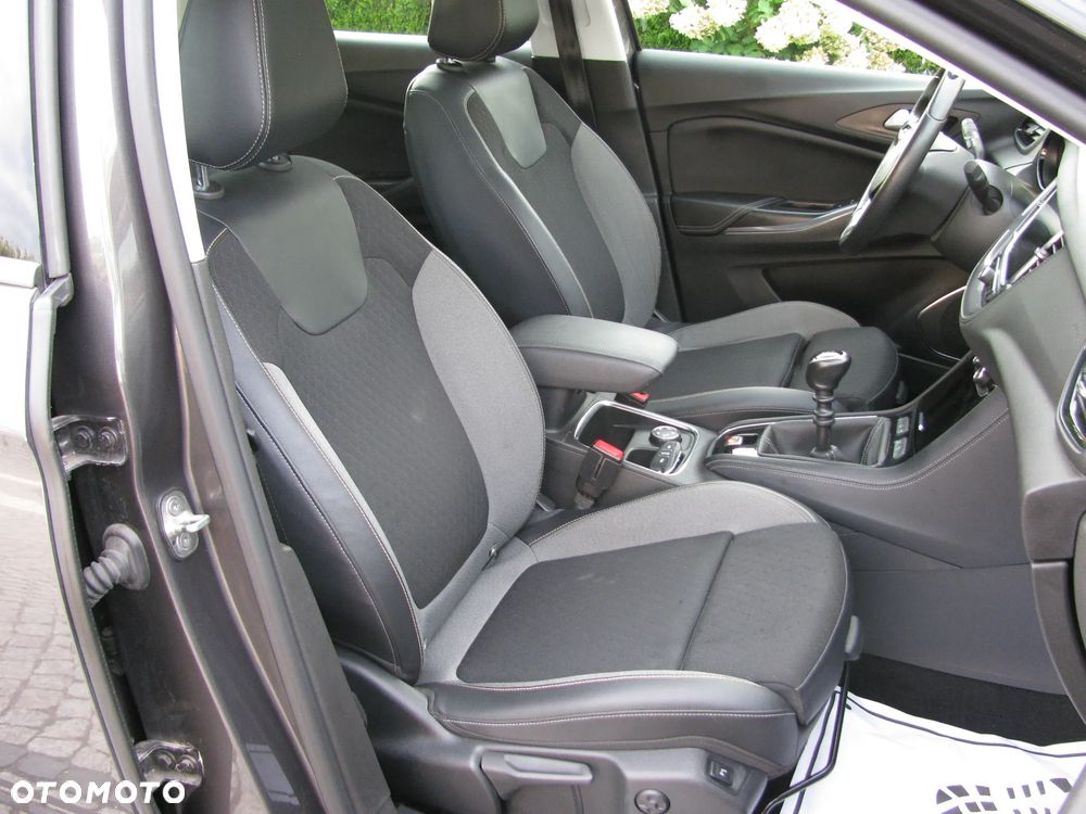 Opel Grandland X 1.2 Start/Stop Business Edition - 17