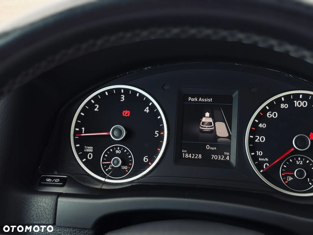 Volkswagen Tiguan 2.0 TDI DPF BlueMotion Technology Cup Sport & Style - 30