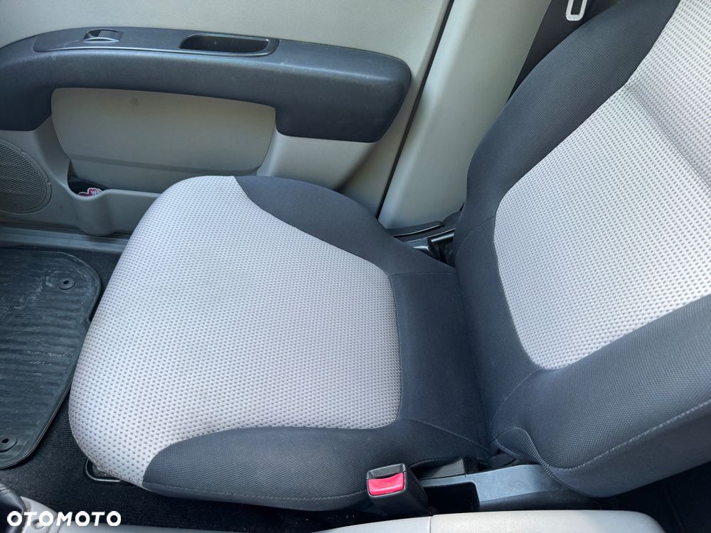 Mitsubishi L200 2.5 DID Intense + - 24