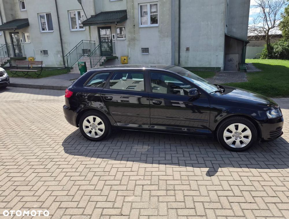 Audi A3 Sportback 1.9 TDI DPF Attraction - 3