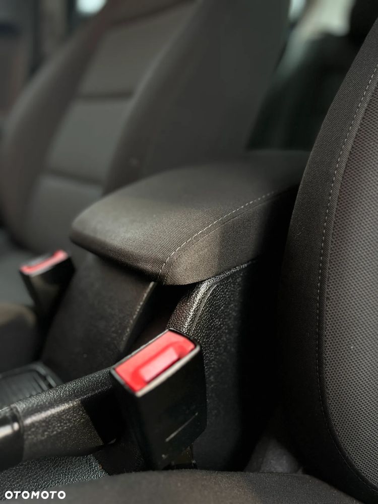 Volkswagen Golf - 27