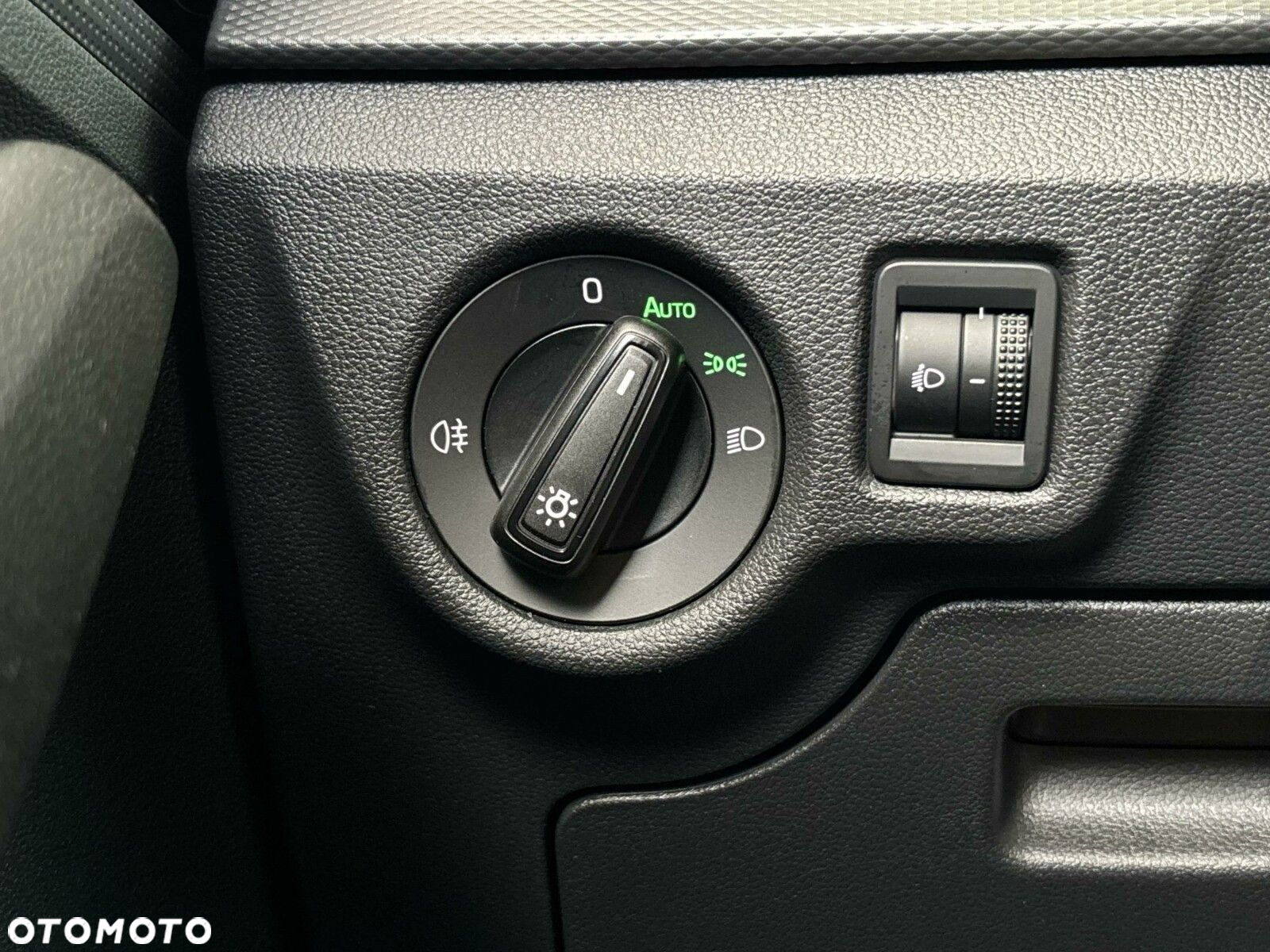 Skoda Kamiq 1.0 TSI Ambition DSG - 17