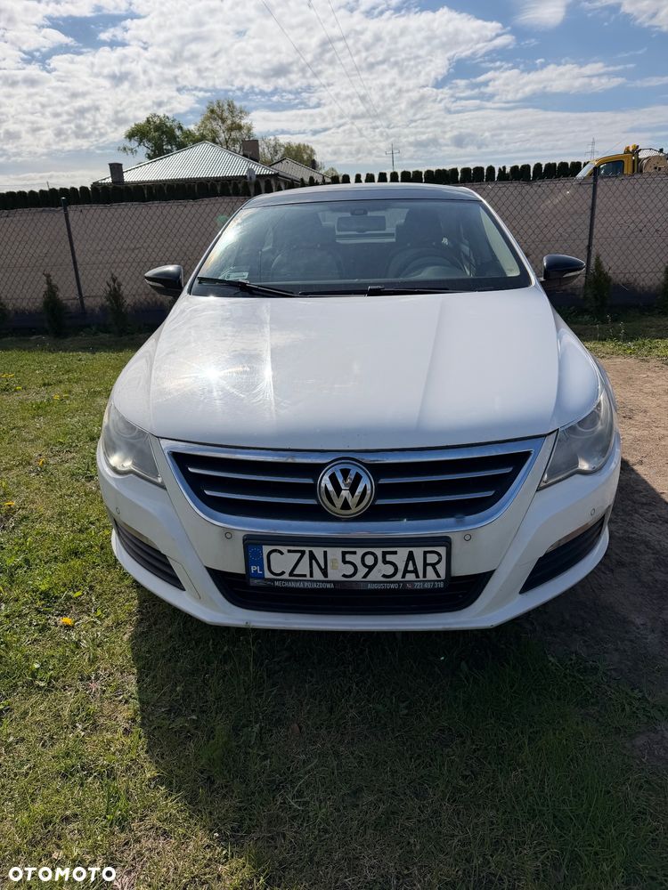 Volkswagen Passat CC - 1