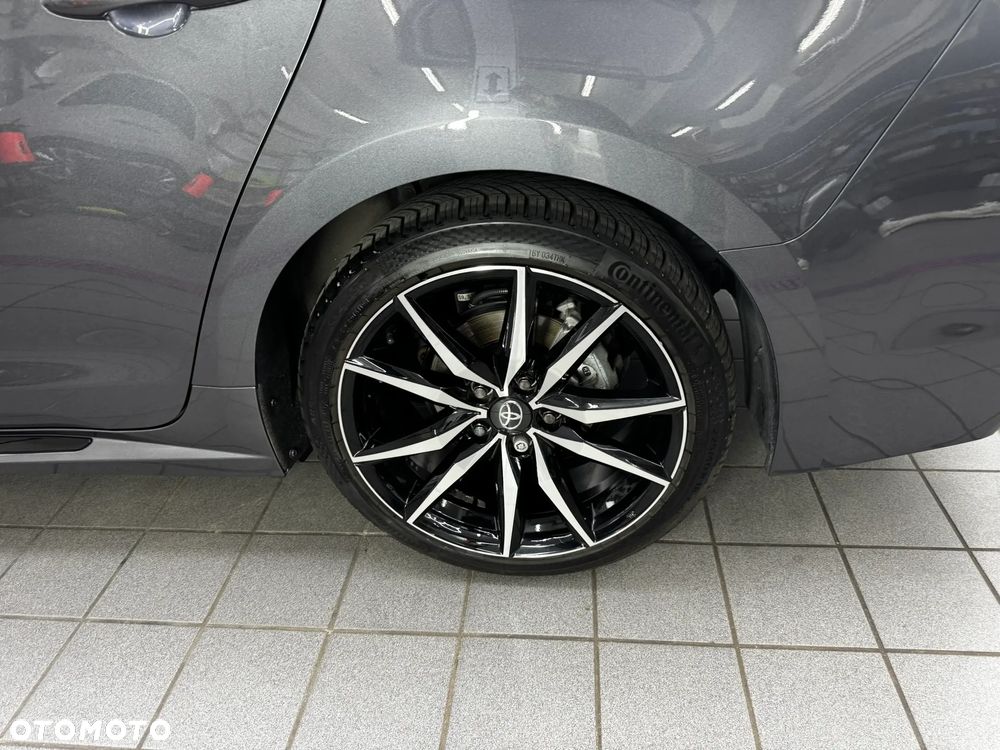Toyota Corolla 1.8 Hybrid GR Sport Dynamic - 27