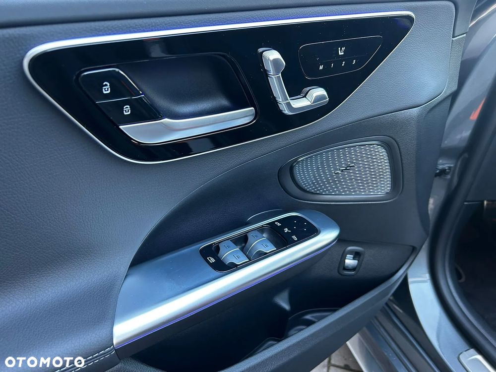 Mercedes-Benz Klasa C 220 d 4MATIC 9G-TRONIC - 20
