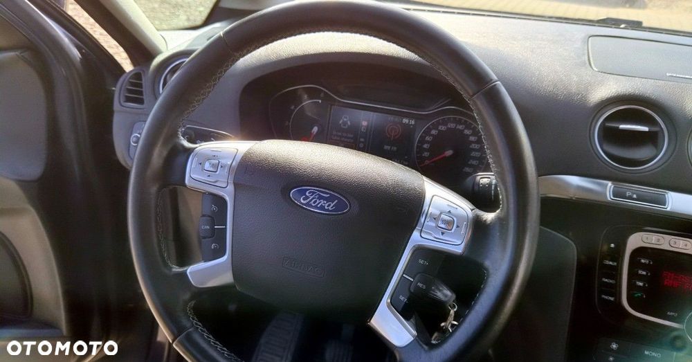 Ford S-Max - 35