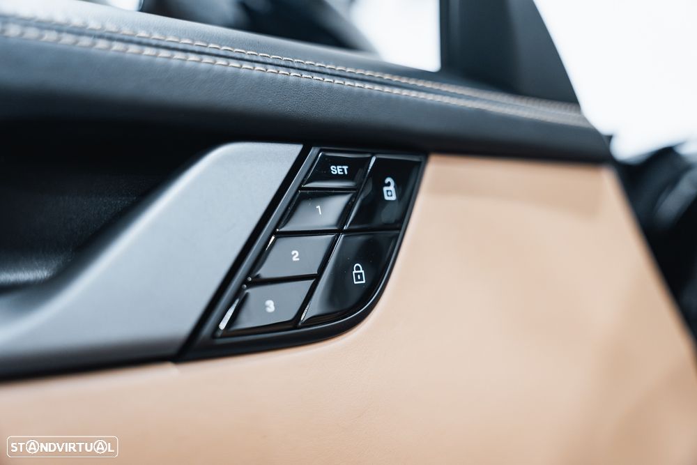 Porsche 911 (992) - 20