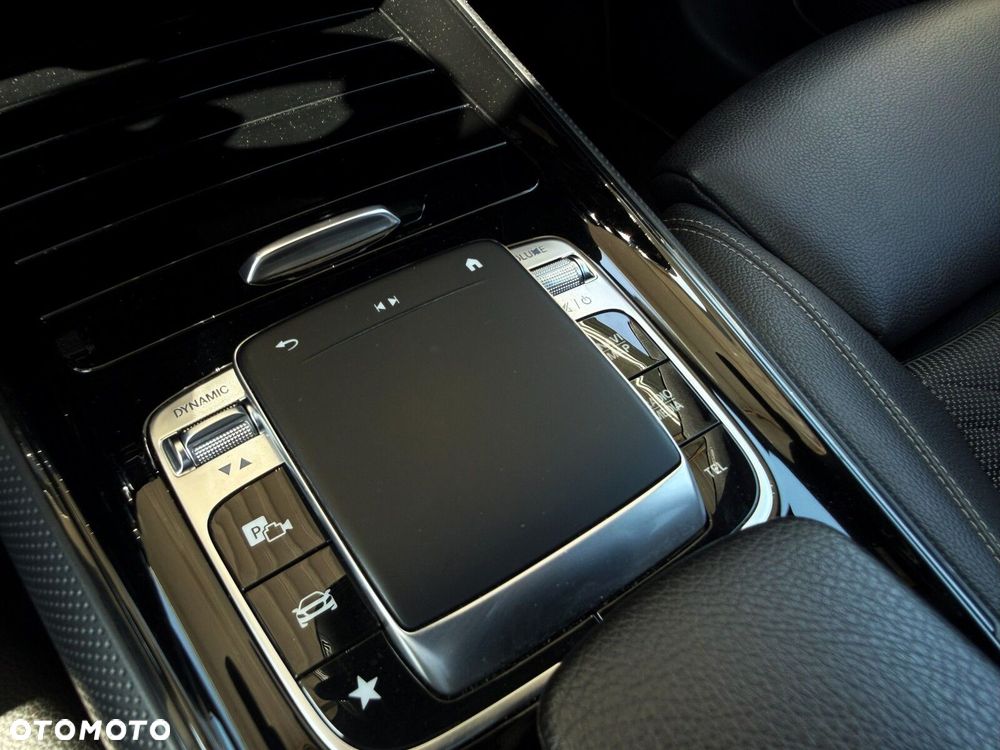 Mercedes-Benz Klasa B 180 d Style 7G-DCT - 25