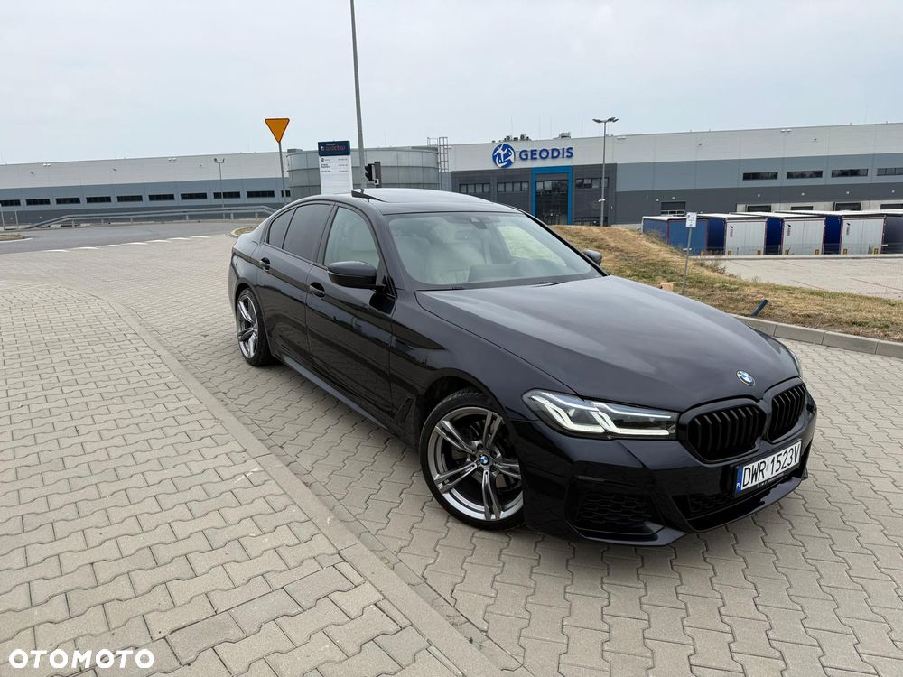 BMW Seria 5 520i M Sport Edition - 4