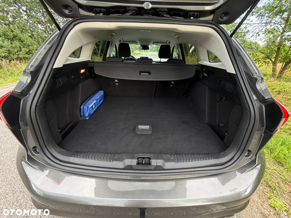Ford Focus 1.5 EcoBlue Start-Stopp-System TITANIUM DESIGN - 33