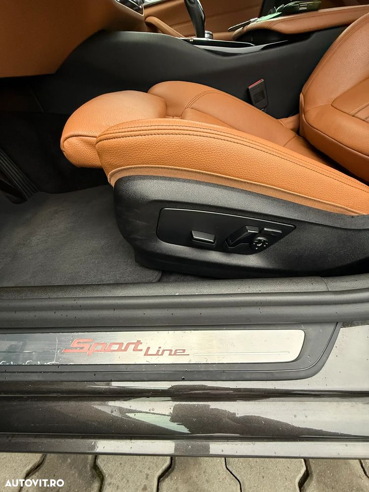 BMW Seria 5 520d Aut. Luxury Line - 26