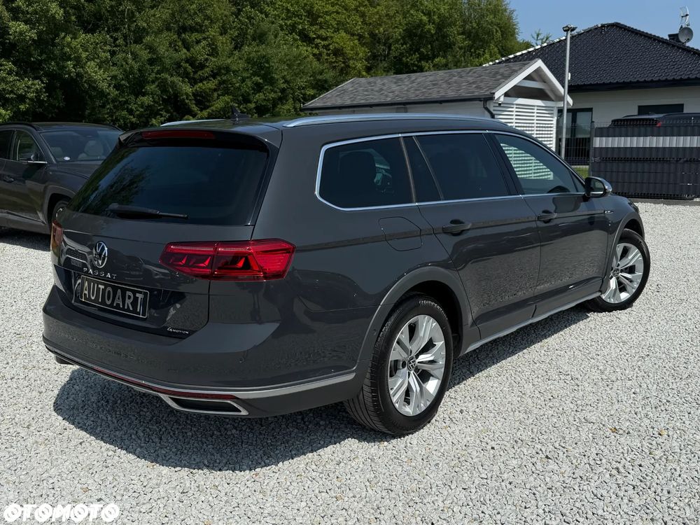 Volkswagen Passat Alltrack 2.0 TDI SCR DSG 4Motion - 15