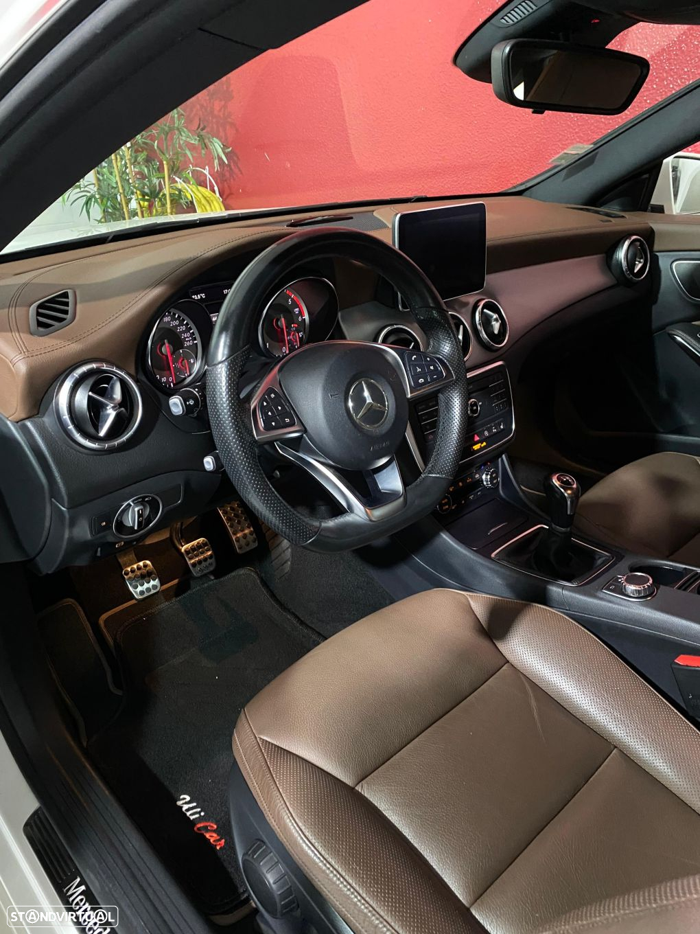 Mercedes-Benz CLA 200 - 22