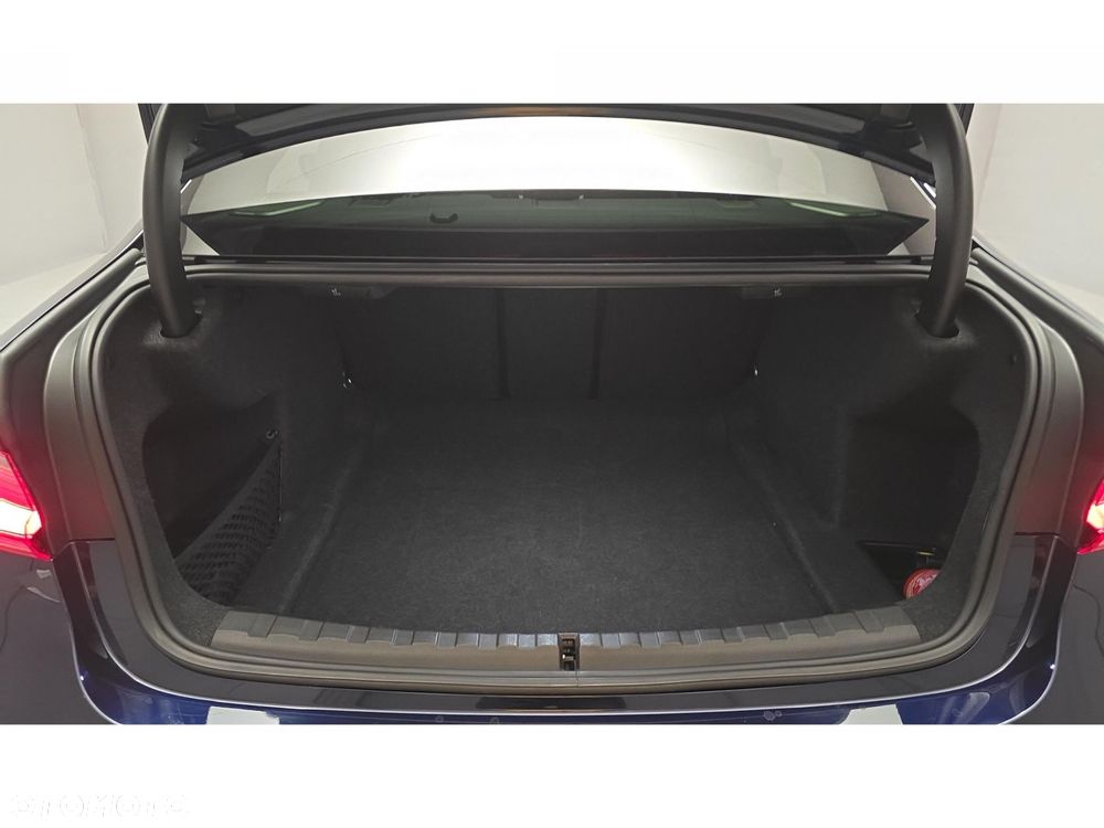 BMW Seria 3 - 24