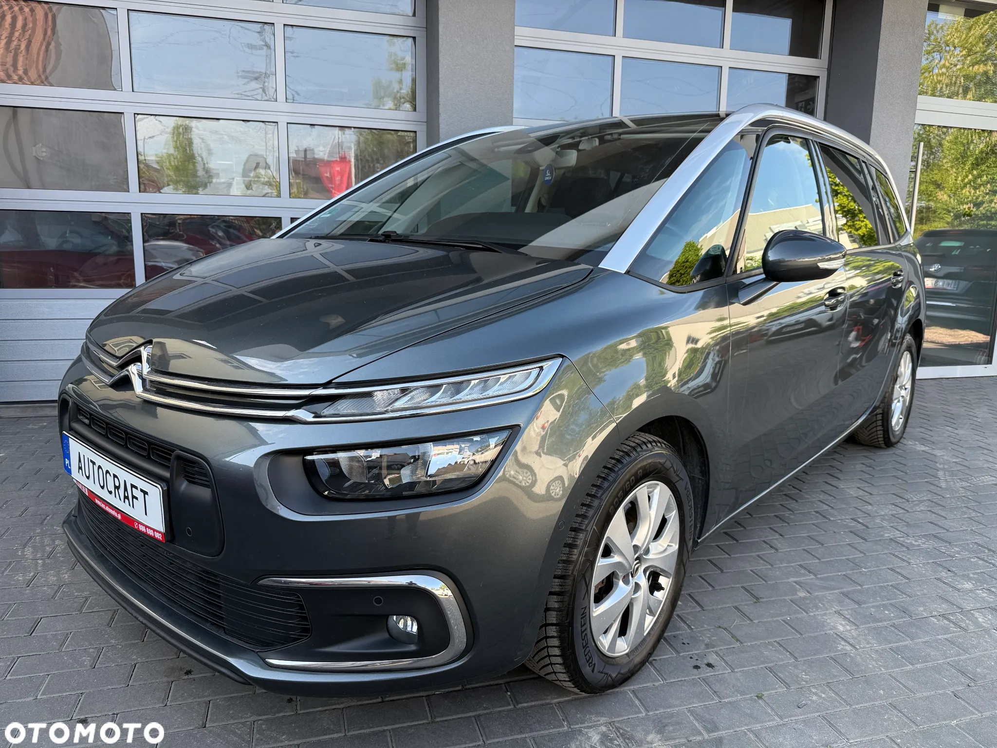Citroën C4 Grand Picasso 1.6 THP MoreLife S&S EAT6 - 27