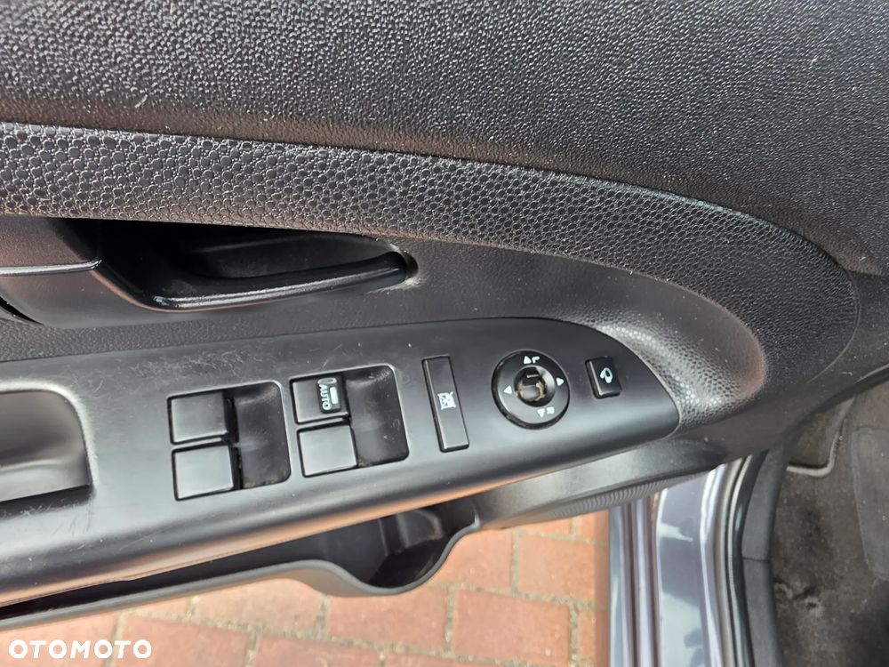 Kia Venga 1.6 CVVT Dream Team Edition - 18