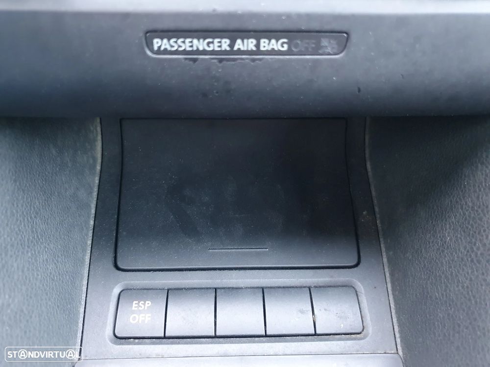 VW Golf 1.6 TDi Confortline - 25