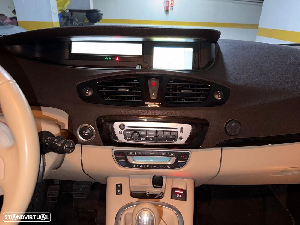 Renault Grand Scénic - 11