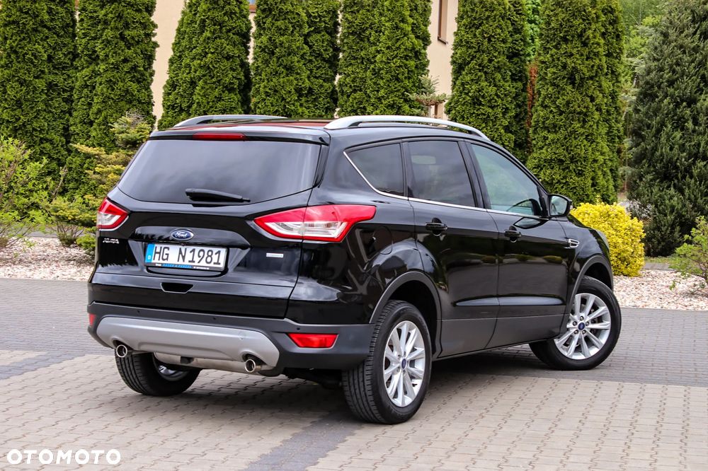 Ford Kuga 1.5 EcoBoost 2x4 Titanium - 13