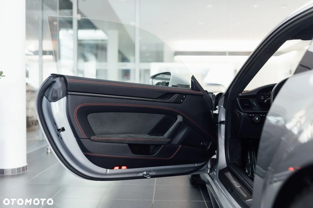 Porsche 911 GT3 PDK - 27