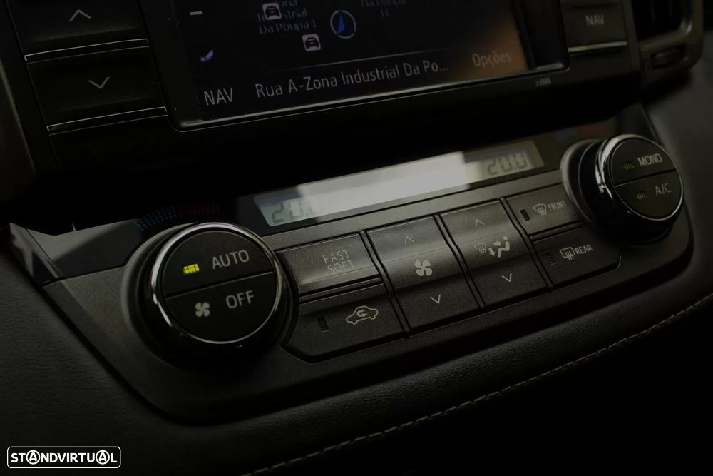 Toyota RAV4 2.0 D-4D Comfort+GPS - 27