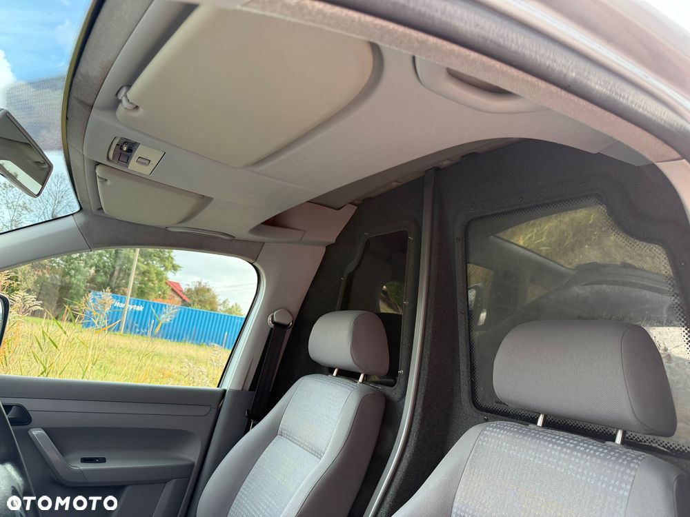 Volkswagen Caddy 1.9 TDI Life DSG - 22