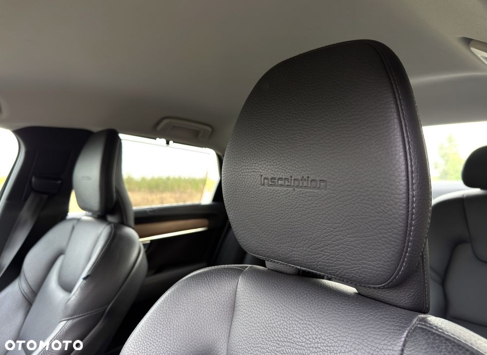 Volvo S90 D5 AWD Geartronic Inscription - 31