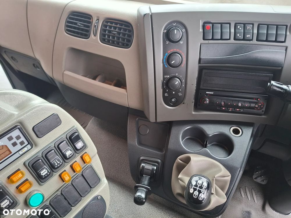 Renault Midlum 220 Zamiatarka Johnston 2 Silniki Szczotki L/R Obie Strony 2010r Przebieg 116 tyś km - 13