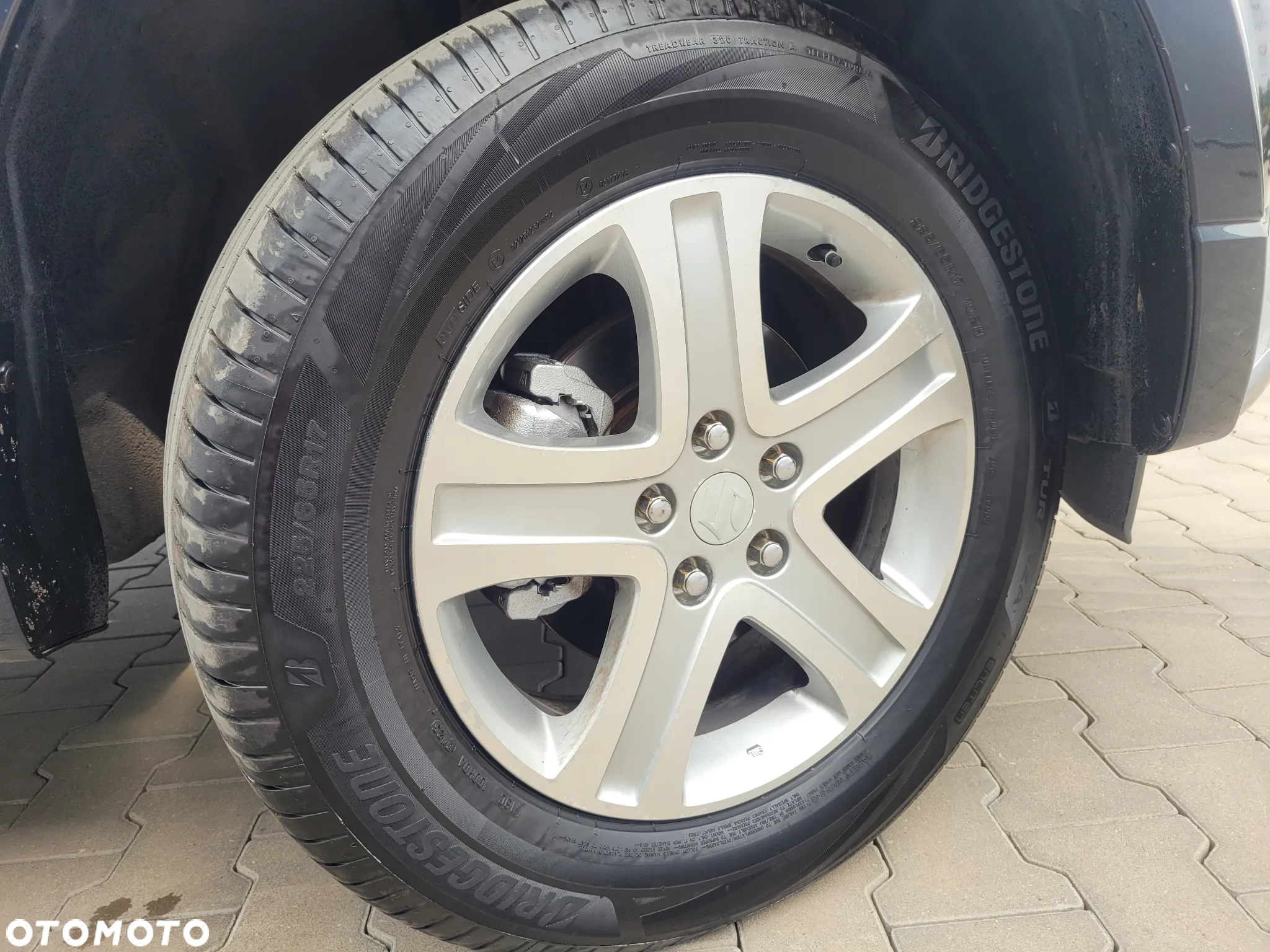 Suzuki Grand Vitara 2.0 De luxe - 24
