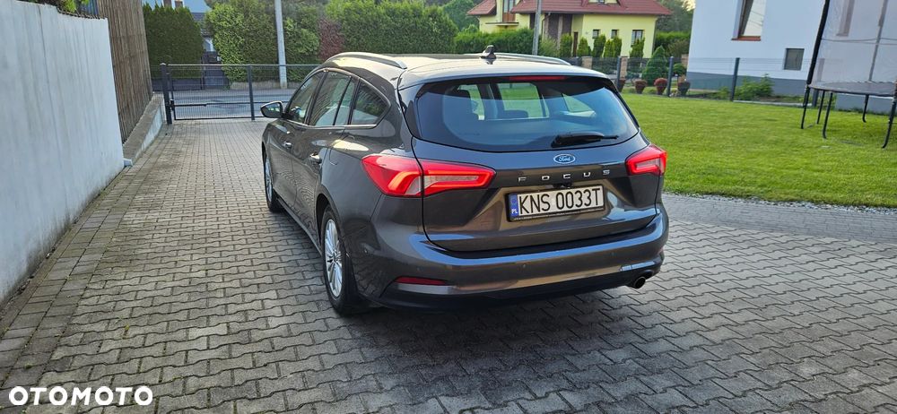 Ford Focus 2.0 EcoBlue Titanium - 3