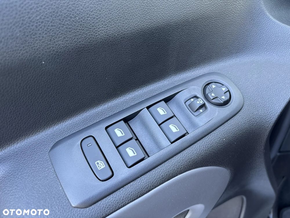 Toyota Proace City Verso 1.5 D-4D Business - 23