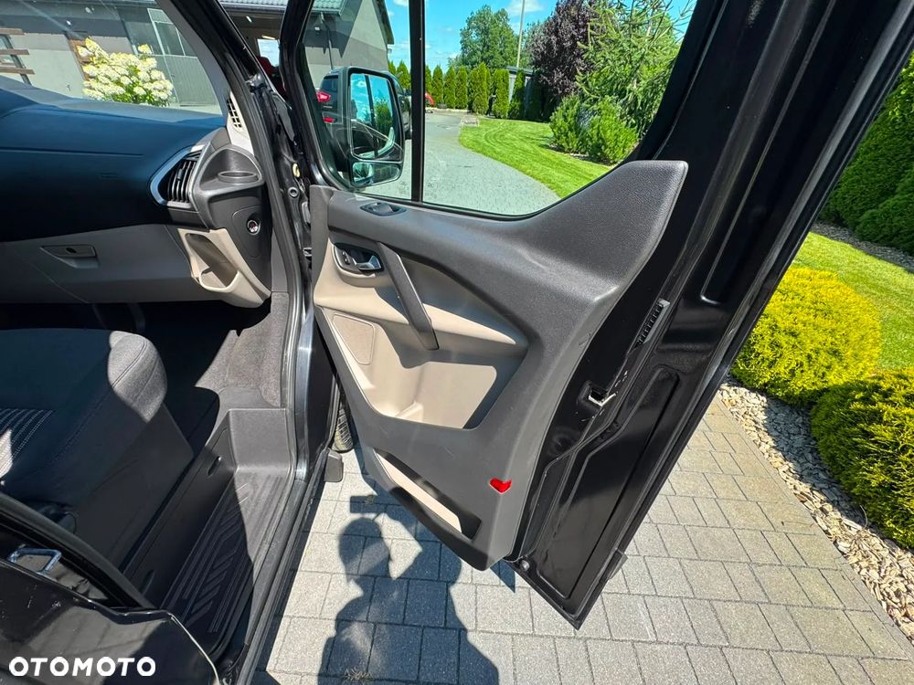 Ford Transit Custom 300 L2H1 VA Titanium - 11