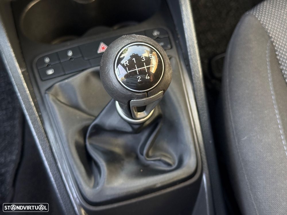 SEAT Ibiza 1.9 TDI Sport DPF - 19