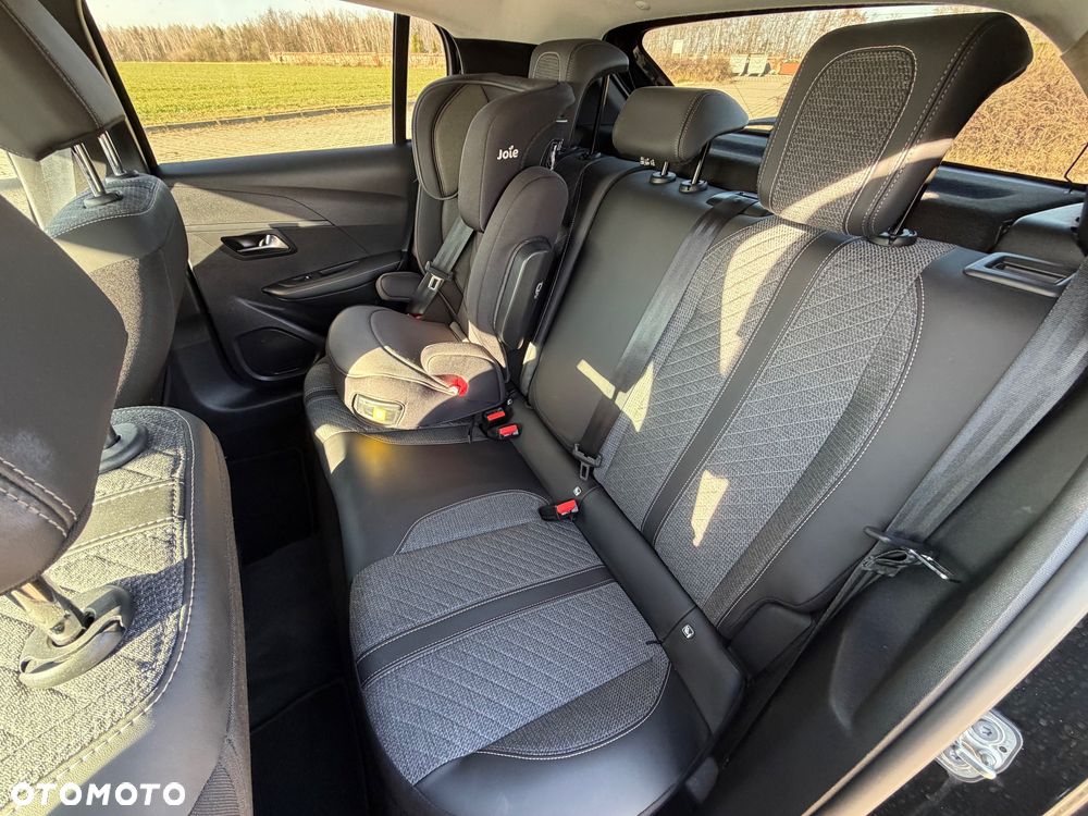 Peugeot 208 Elektromotor 156 Active - 11