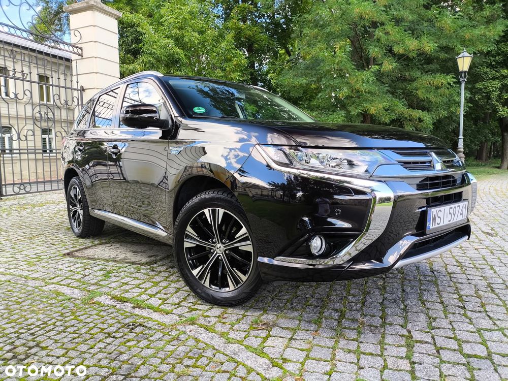 Mitsubishi Outlander 2.0 4WD Plus - 6