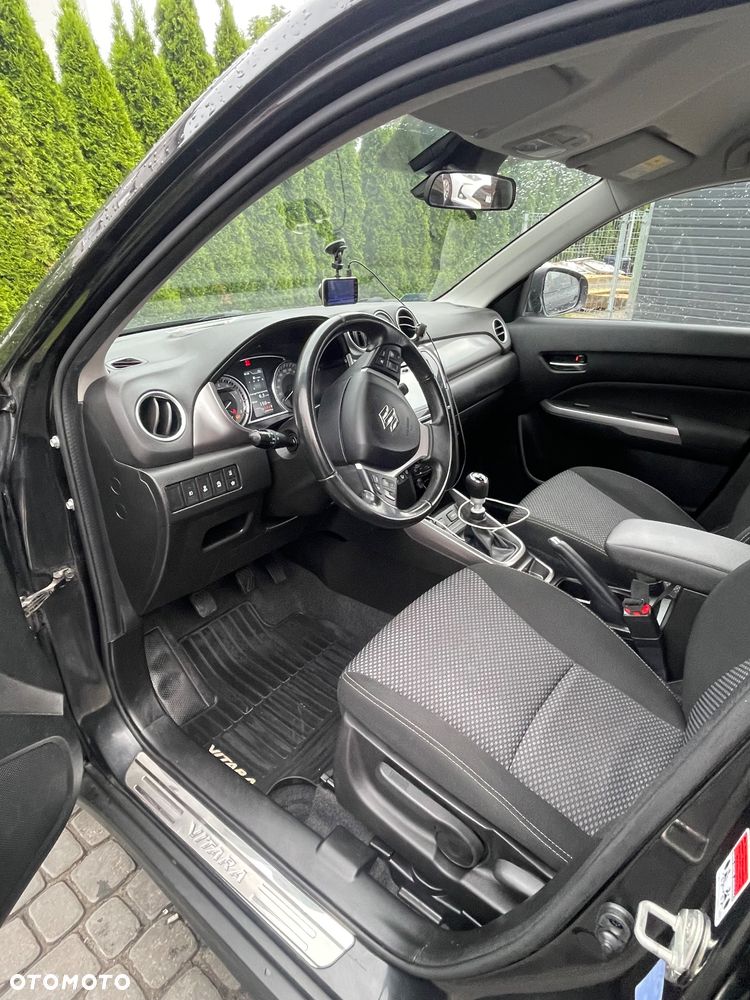 Suzuki Vitara 1.4 Boosterjet SHVS Premium 2WD - 6