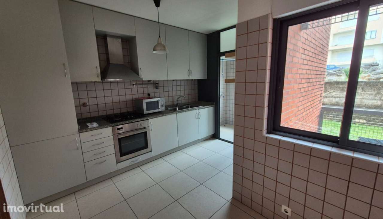 Venda de ótimo apartamento T2, Vila Praia de Âncora, Caminha - Grande imagem: 4/29