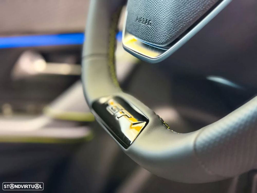 Peugeot e-2008 50 kWh GT - 9
