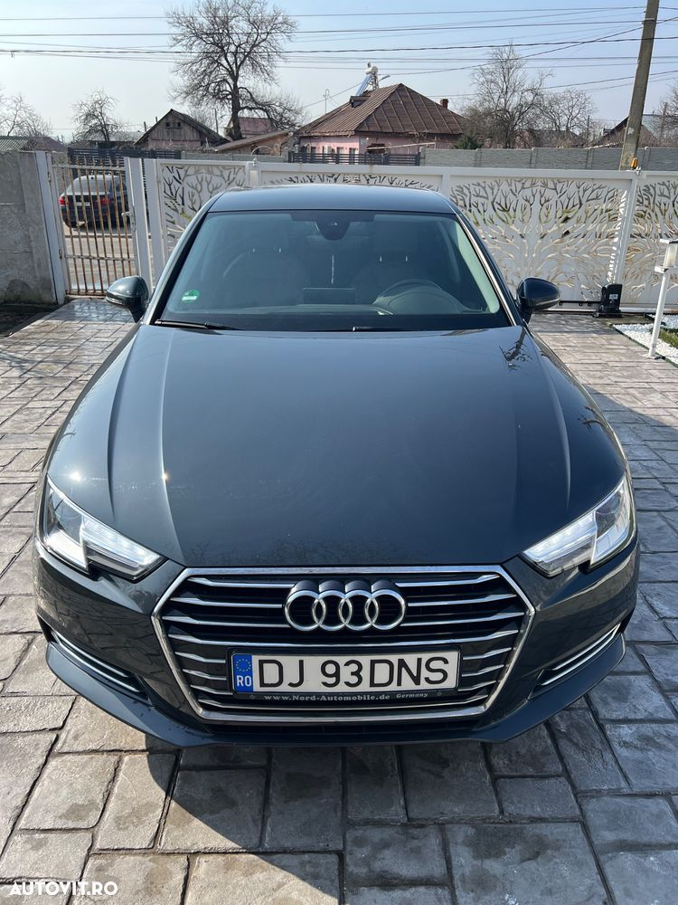 Audi A4 2.0 TDI ultra S tronic - 1