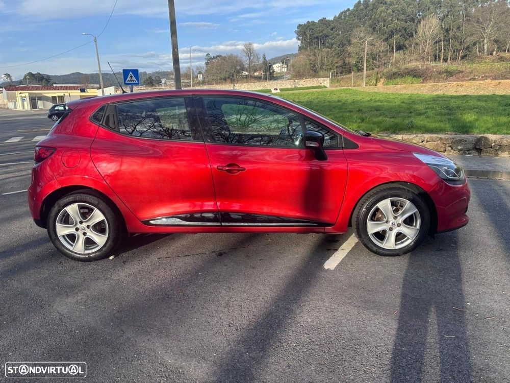 Renault Clio 0.9 TCE Dynamique S - 8