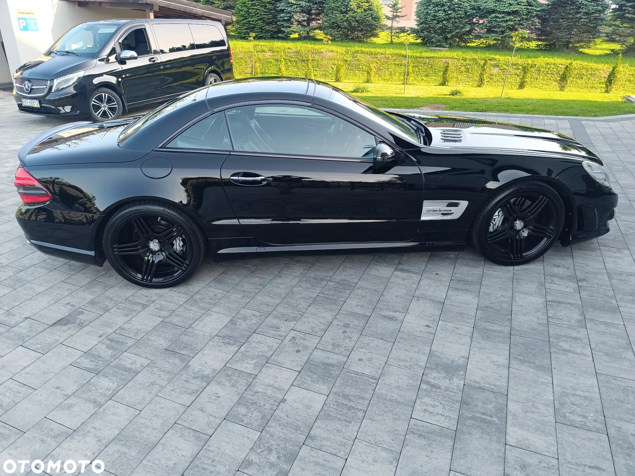 Mercedes-Benz SL 63 AMG - 14
