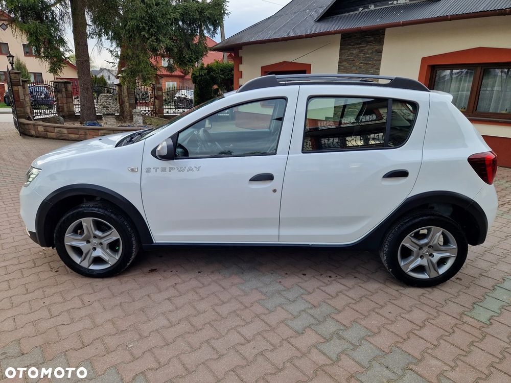 Dacia Sandero 0.9 TCe Laureate S&S - 33