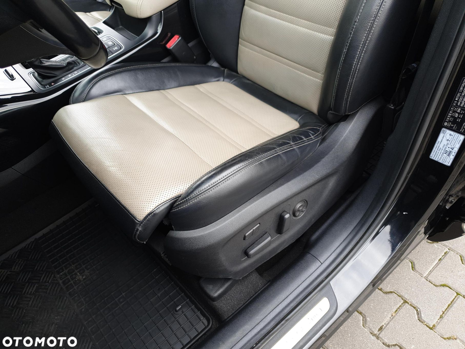 Kia Sorento - 13