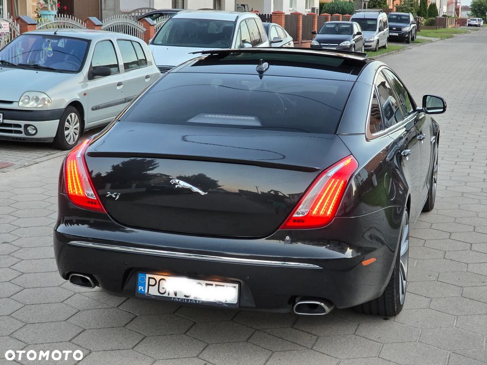 Jaguar XJ 3.0 D V6 Premium Luxury - 40
