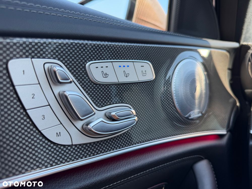 Mercedes-Benz Klasa E AMG 63 S 4Matic+ AMG Speedshift MCT-9G - 21