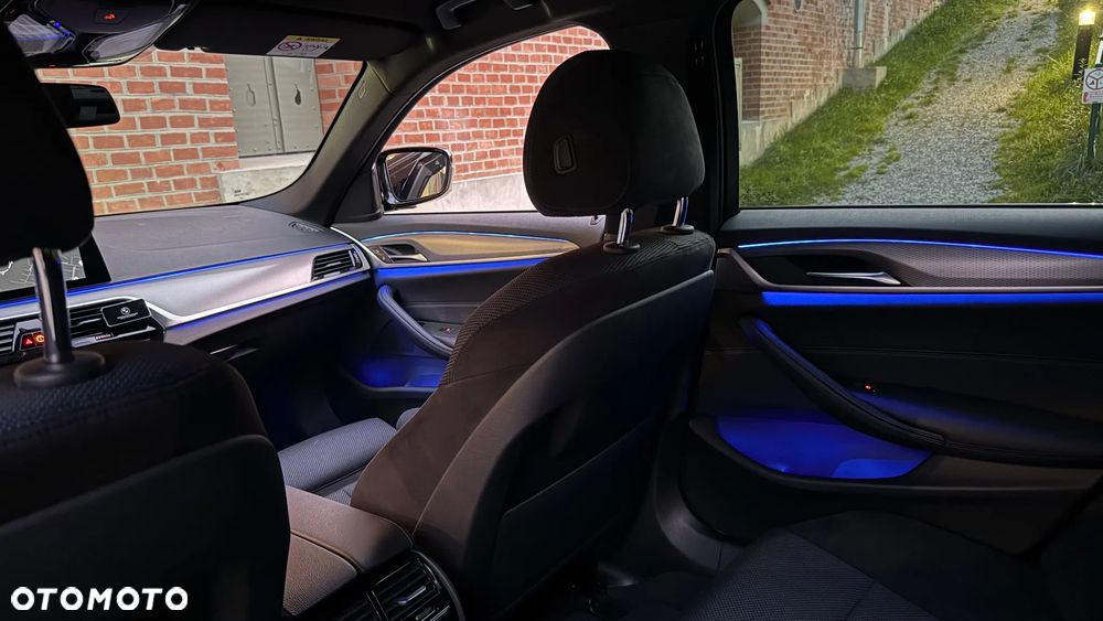 BMW Seria 5 520d xDrive M Sport sport - 17