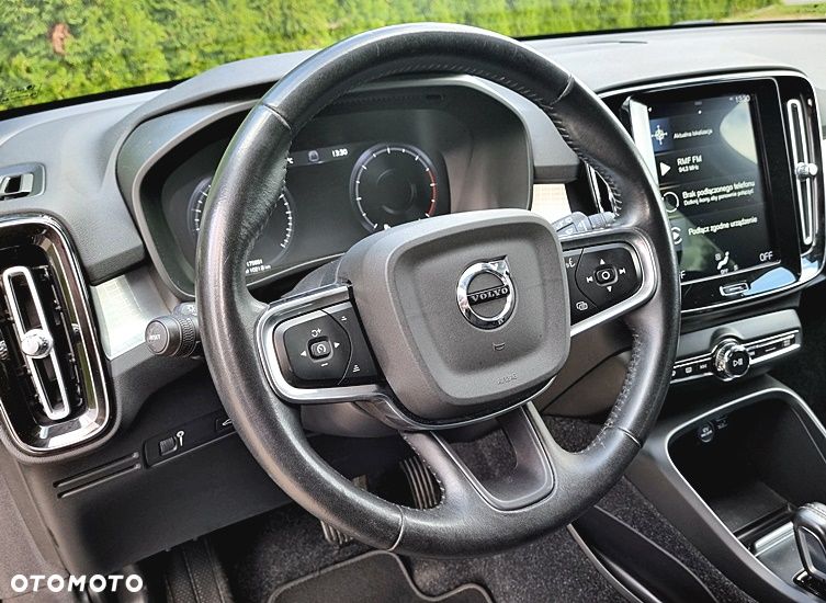 Volvo XC 40 D3 Momentum Pro - 28