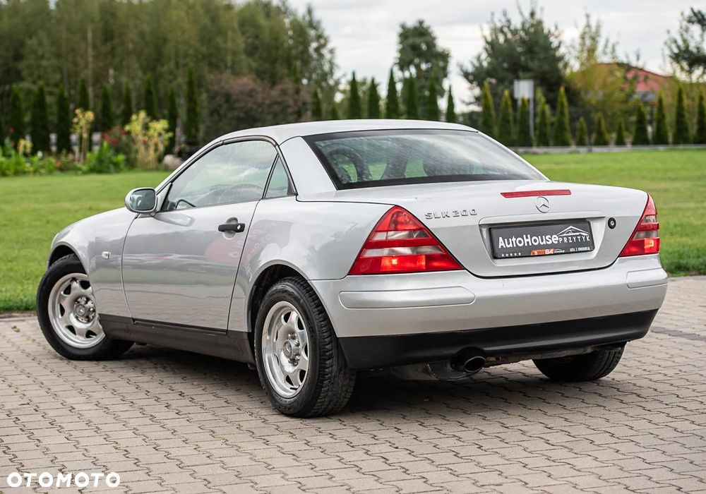 Mercedes-Benz SLK 200 - 8